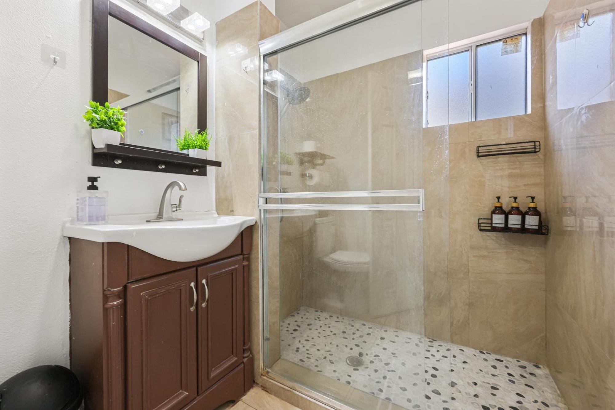 Spacious Family Retreat In The Heart Of 圣地亚哥 外观 照片
